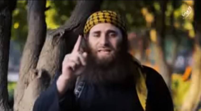 "داعش" يهدّد "حزب الله" والحريري من الرقة  بالفيديو