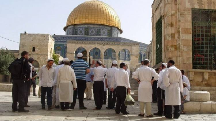 إصابة مستوطن إسرائيلي بعملية طعن في القدس