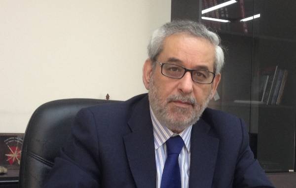 "الطاشناق" ينتظر اتضاح صورة الضمانات