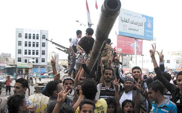 اليمن : 17 قتيلاً من القاعدة في عدن ومعارك طاحنة في مدينة تعز
