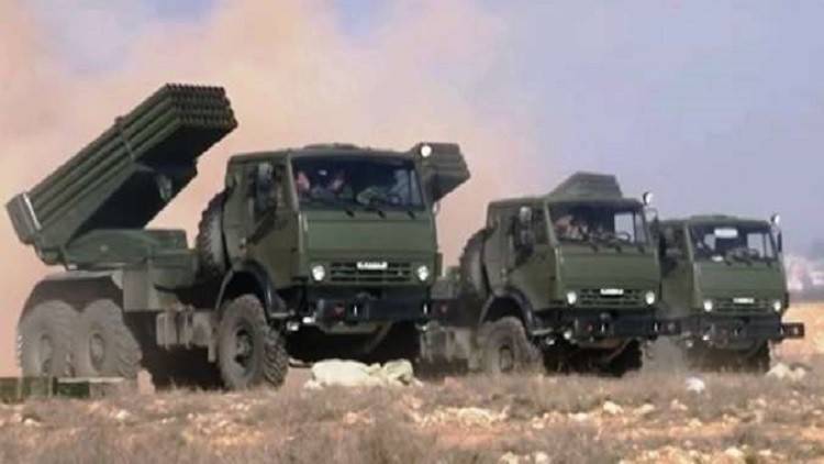بالفيديو.. الجيش اللبناني يمطر المسلحين براجمات "غراد" الروسية المحدثة