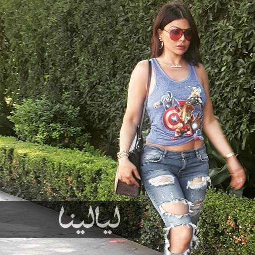 اختاري الجينز لأناقة لافتة في إطلالاتك على طريقة هيفاء وهبي