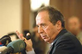 اللواء السيّد: مروان حمادة قال "نحن عاهرات مال"..