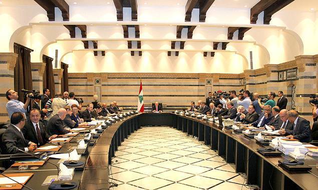 امن الدولة يوتر جلسة الحكومة… وانسحابات لفرعون وحكيم…