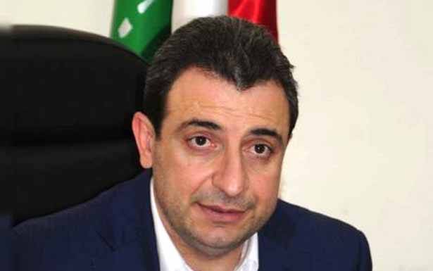 أبو فاعور: عيب إقحام الانتماءات الطائفيّة
في كلّ قضية صغيرة كانت أم كبيرة