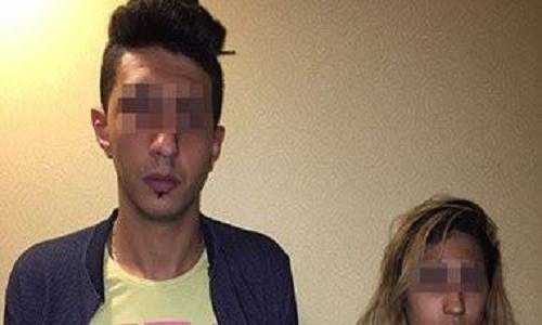 يمارس الجنس مع السيّاح.. ويسهل الدعارة لزوجته!