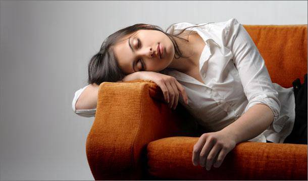 13 عادة سيئة تجعلك مرهقاً طوال الوقت