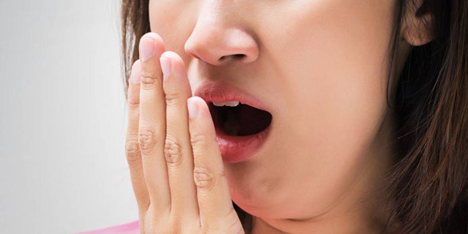 تخلّص من رائحة الأنفاس الكريهة