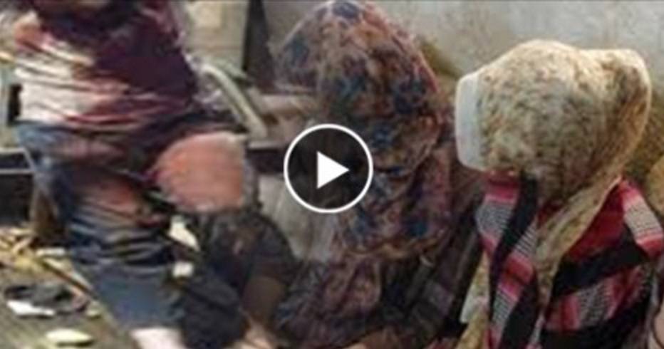 ‏بالفيديو‬: شاهد "داعش" يعدم 19 فتاة رفضن ممارسة الجنس مع مقاتلي التنظيم