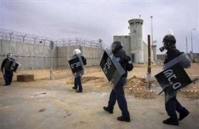 مسؤول فلسطيني: نملك وثائق تثبت تورط إسرائيل بالقتل العمد للمعتقلين