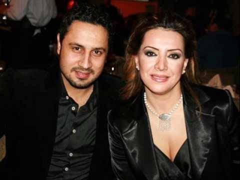 هل تعلمون أن والدة النجم قيس الشيخ نجيب هي فنانة معروفة بدأت حياتها بالرقص؟ تعرفوا عليها بالصور