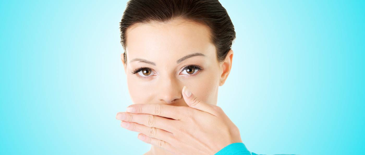 كيف تتخلّص من رائحة الأنفاس الكريهة؟