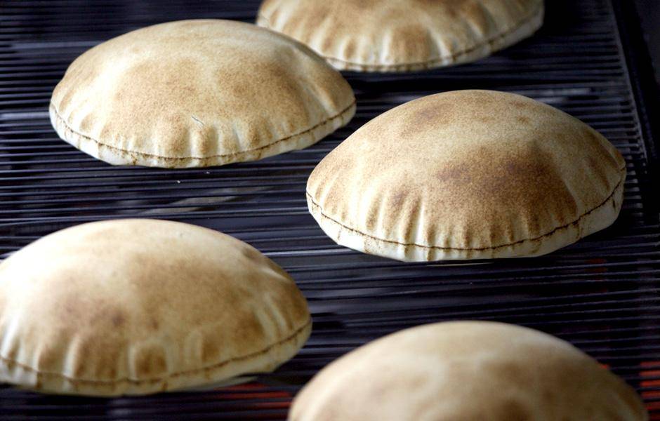 وزارة الإقتصاد: الخبز مطابق