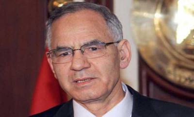 محكمة مصرية تجدد حبس وزير سابق بعهد مرسي