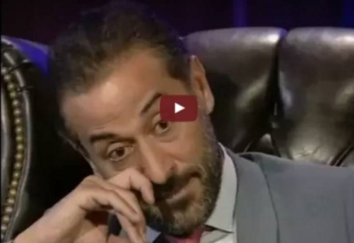 عبد المنعم عمايري يبكي على الهواء.. والسبب؟!