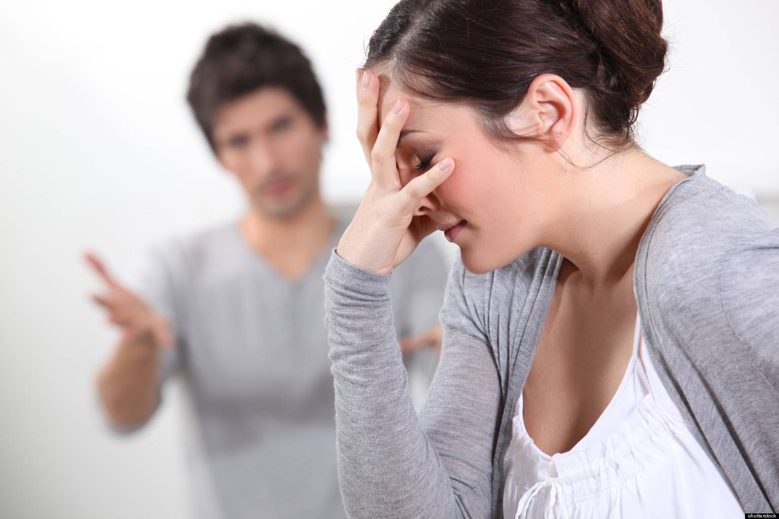 5 نصائح للتعامل مع الزوج الغامض