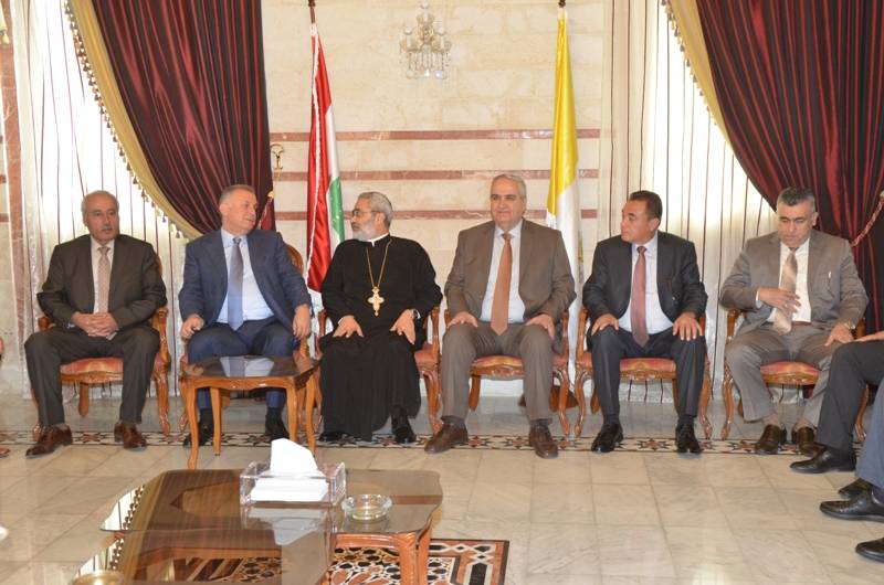 ترو يجول باسم جنبلاط على أديرة إقليم الخروب
