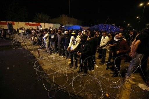 البرلمان العراقي يمنح العبادي مهلة ثلاثة ايام لتقديم تشكيلة وزارية جديدة