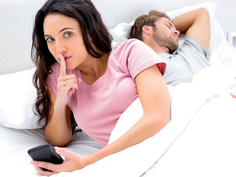 زوجك يخونك؟ اتّبعي هذه الخطط