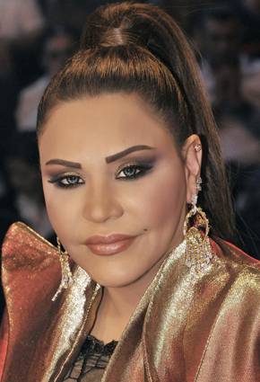 فنّانة لبنانية لأحلام: "لي ما عجبو ما يجي لعنا"!