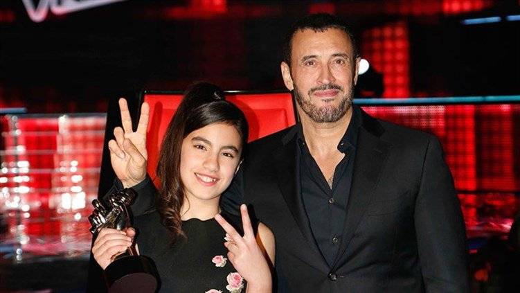نيشان يحرج الفائزة في "ذا فويس كيدز" بسؤال عن كاظم!