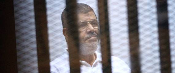 1000 يوم على احتجاز مرسي.. وأبناؤه يشكون عدم رؤيته