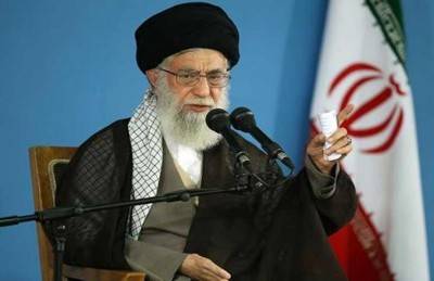 خامنئي: يخطئ من يعتقد أن مستقبل إيران في المحادثات وليس الصواريخ