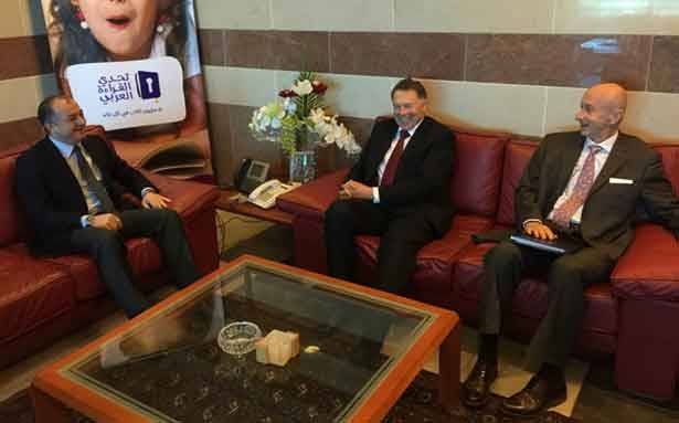 بوصعب بحث وجونز
وضع النازحين