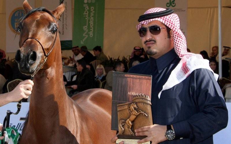 بين باريس والقاهرة.. تفاصيل اختفاء أمير سعودي بظروف غامضة
