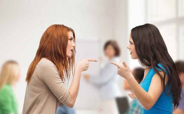 هكذا تتعاملين مع شخص لا تحبينه