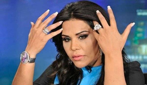 "لعيونك انتي وكلاب الكمنجة الخربانة".. بالفيديو - أحلام في هجوم عنيف: سأعلمكم من هي أحلام!!