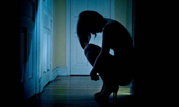 سياسي عرقل وآخر فضح الشبكة.من هما يا ترى؟