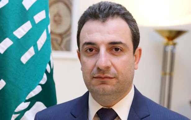 أبو فاعور: القمح ينقل الى الأفران باستخدام الشاحنات التي تنقل النفايات