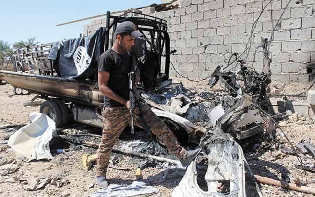 العراق : «داعش» مُحاصر في قضاء هيت
وأوقف دفع رواتب عناصره