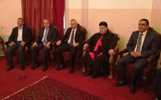 فرنجيّة من طرابلس: همّنا حلّ مشكلة الرئاسة وليس العرقلة
بو جودة: الوضع الأمني في طرابلس مستقر
الشعار: قوّة الرئيس ليست بالسلاح بل باحترام الدستور
