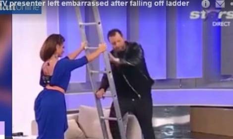 بالفيديو: شاهد مذيعين يتعرضون لمواقف محرجة جداً على الهواء