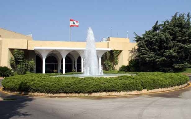 هل تدفع زيارة هولاند لبنان نحو الاستحقاق الرئاسي