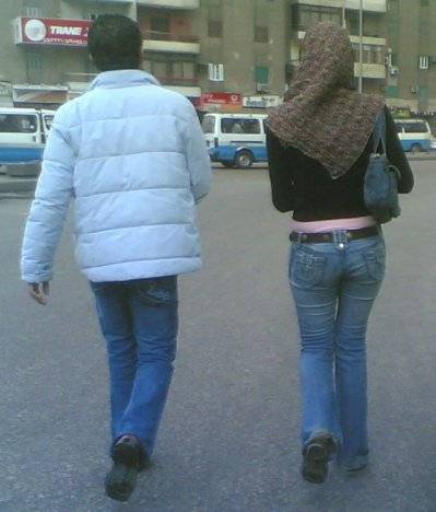 بالفيديو قتلها زوجها بسبب ثيابها الضيقة