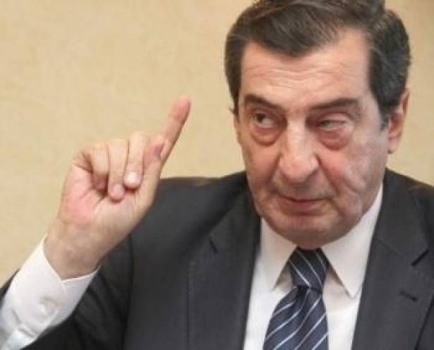 الفرزلي:" يجب تصحيح الشراكة الوطنية قبل الحديث عن انتخاب رئيس للبلاد"