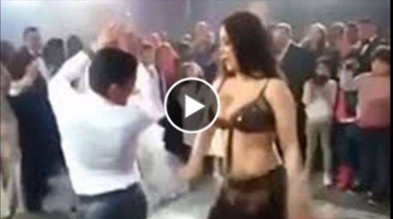 بالفيديو: شاب يتحدى الراقصة إليسار بوصلة رقص ولكن شاهد كيف ردت عليه بهذه الرقصة