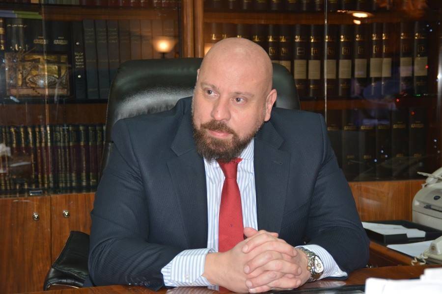 نهرا طرح إمكانية توأمة بلدية الميناء مع مدينة اسبانية