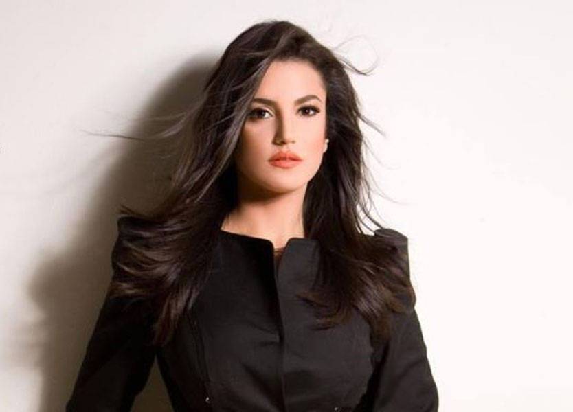 بالصورة- الظهور الأوّل لدرة التونسية بعد "اعتزالها"!