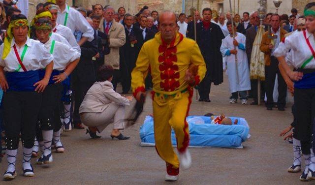 طقوس الموت والجنائز الأكثر غرابة حول العالم