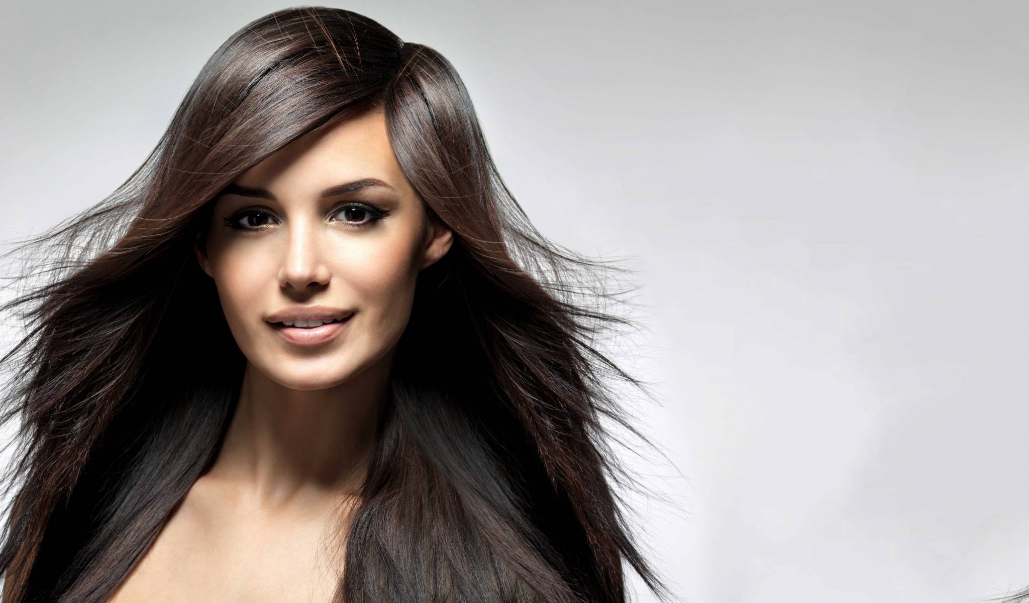 وصفة طبيعية لزيادة كثافة الشعر وإطالته في شهر واحد!