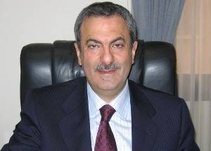 فريد الخازن: العماد ميشال عون يلقى دعم من حزب "القوات" الذي مع التيار الوطني الحر يشكلان اكبر شعبية في الوسط المسيحي.