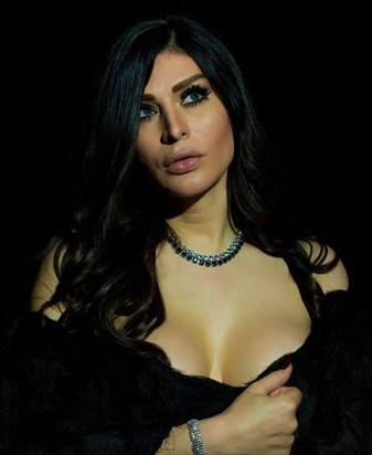 بعد إثبات أنها "أنثى" وليست رجلاً.. رغد سلامة تنشر صوراً تبرز مفاتنها!