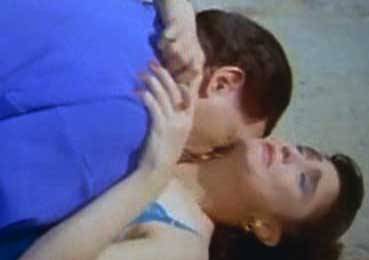 بالفيديو- شيرين والقبلات الساخنة مع عادل إمام