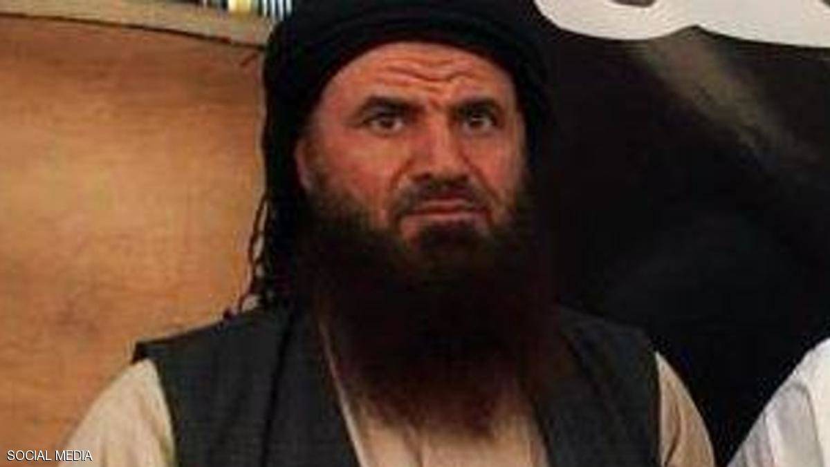 أعدم بيده أكثر من 100 شخص.. هكذا قُتل "سياف داعش"