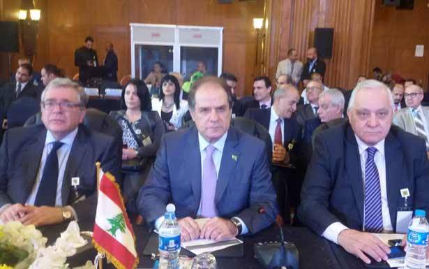 قزي ترأس وفد لبنان الى مؤتمر العمل في القاهرة