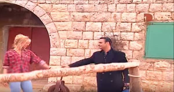 بالفيديو: ميريام كلينك في كليب قديم لـ «عاصي الحلاني»!